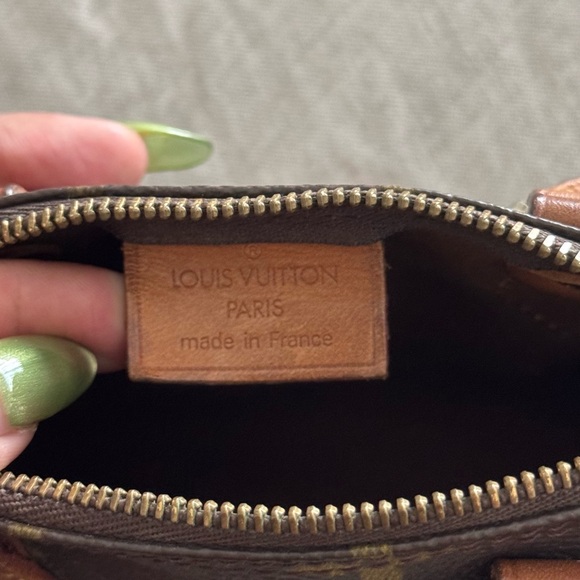 Louis Vuitton Vintage Monogram Mini Speedy Bag - Picture 3 of 7